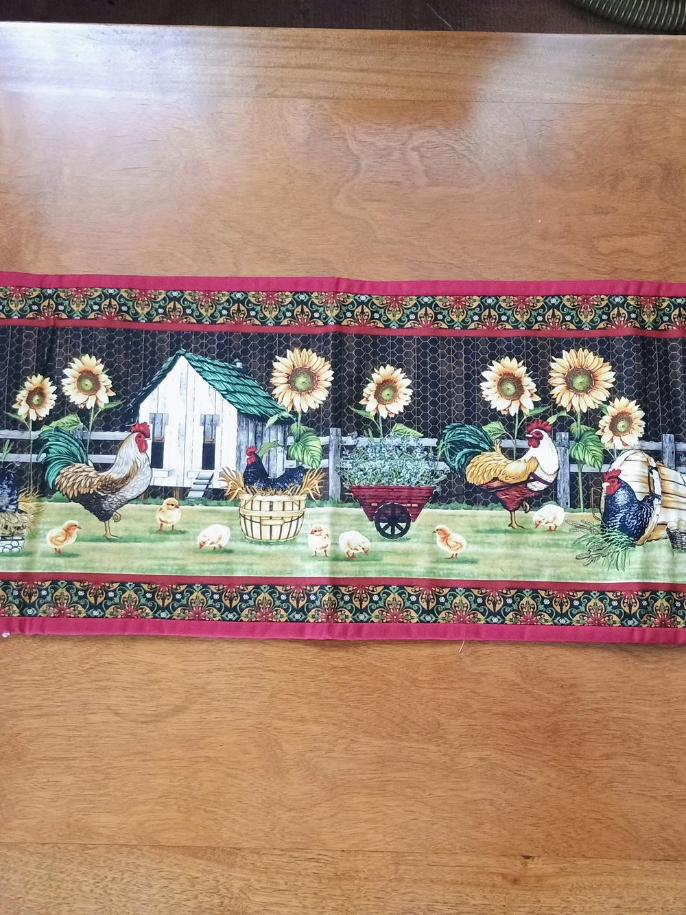 Farmhouse Rooster & Sunflower Table Runner - Red Border